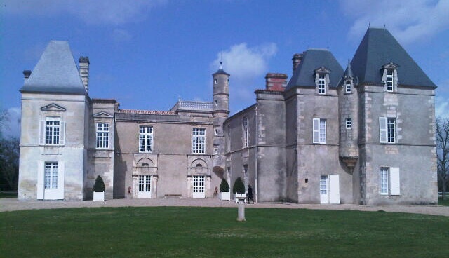 迪仙庄园(法文：Chateau D’lssan)三级酒庄(14/61)